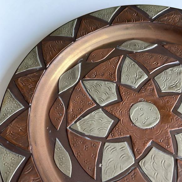 Vintage Moroccan Handmade Copper Wall Plate Tray Decor - Picture 3 of 15